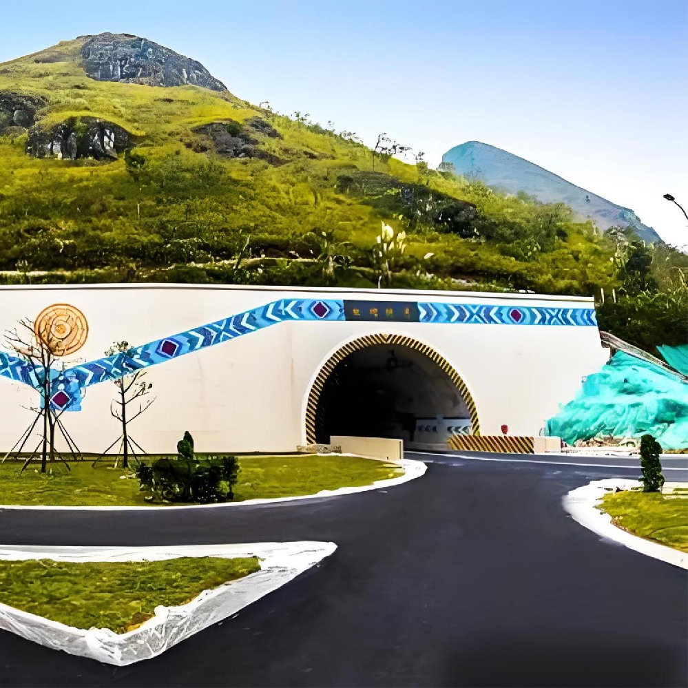 巴凭高速公路项目